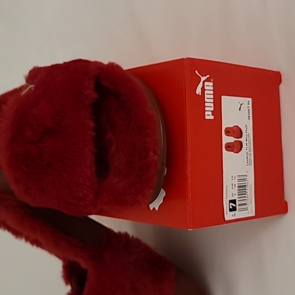 PUMA Slides - Picture 2 of 4